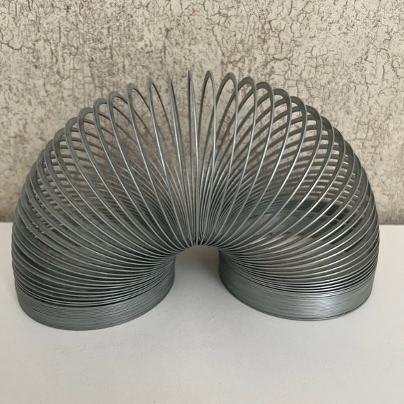 Link Slinky Walking Spring Toy - Silver - Picture 4 of 4